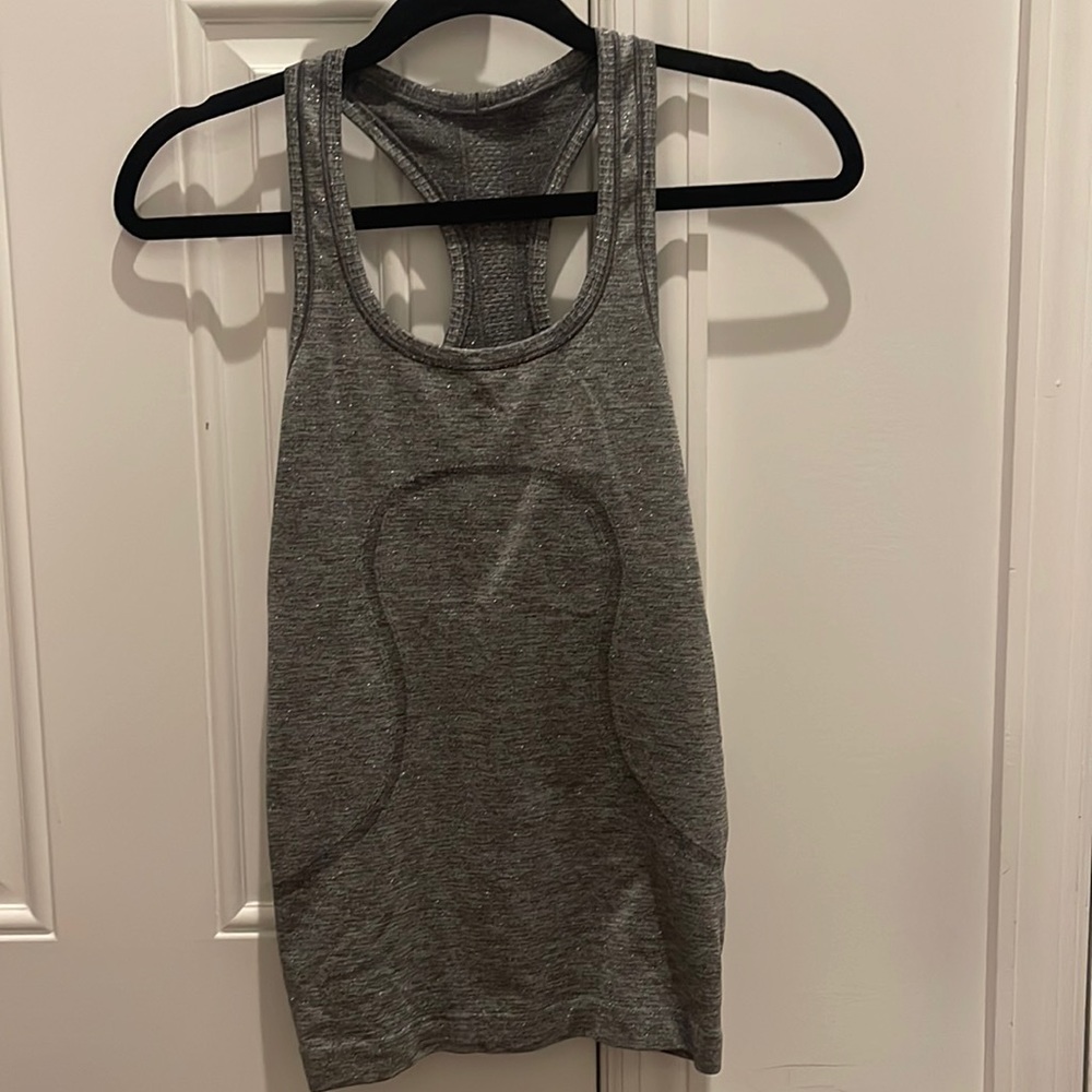 Lululemon swiftly tech tank top gray shimmer size 4